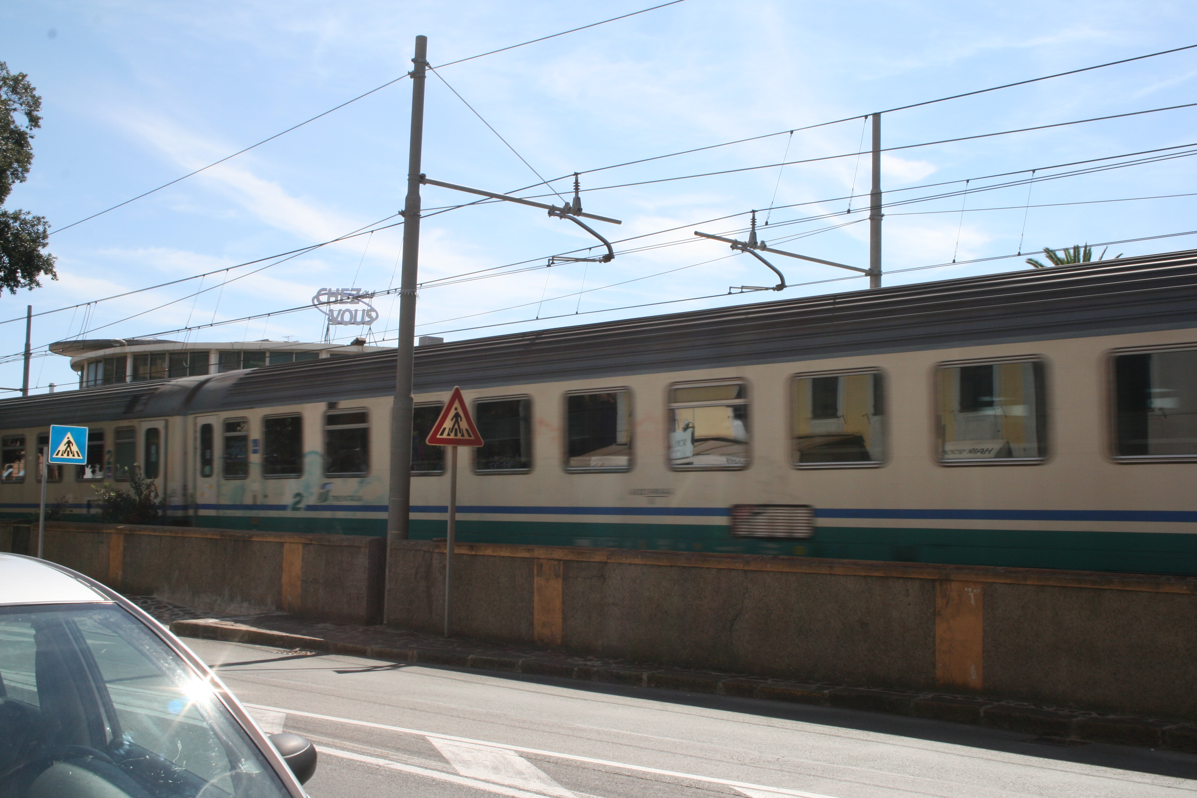 Traffico ferroviario in tilt questa mattina nel levante per oltre un’ora