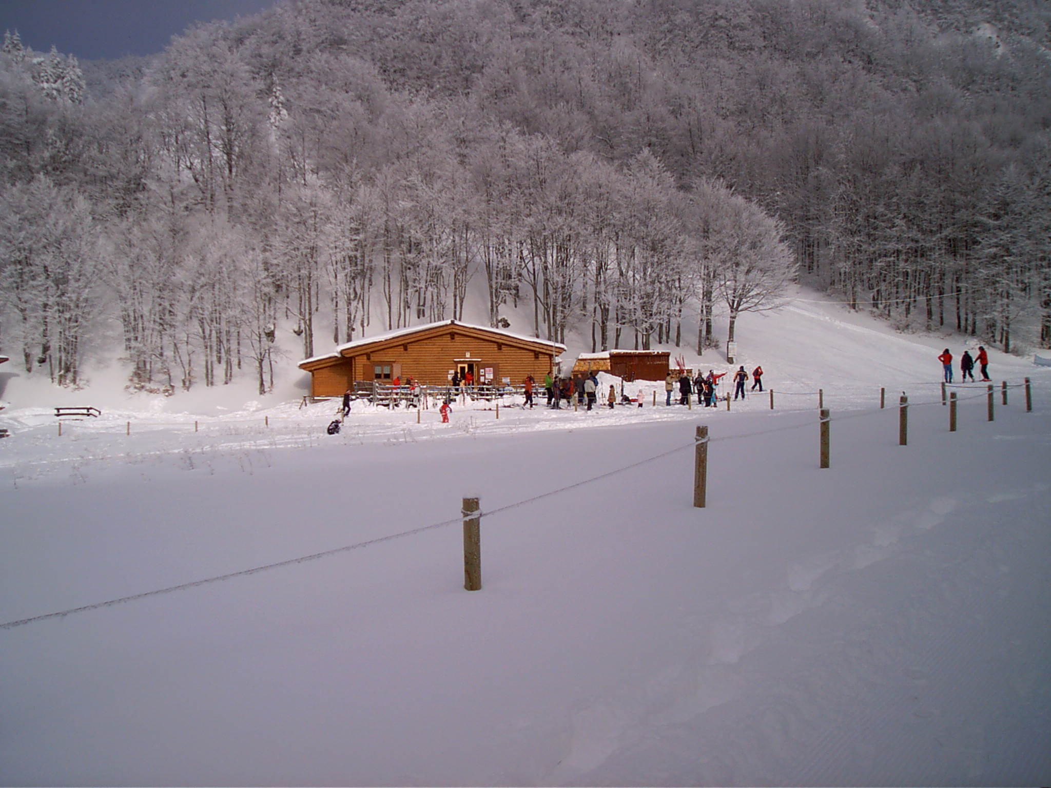 Temperature in calo nella notte, Val d’Aveto imbiancata