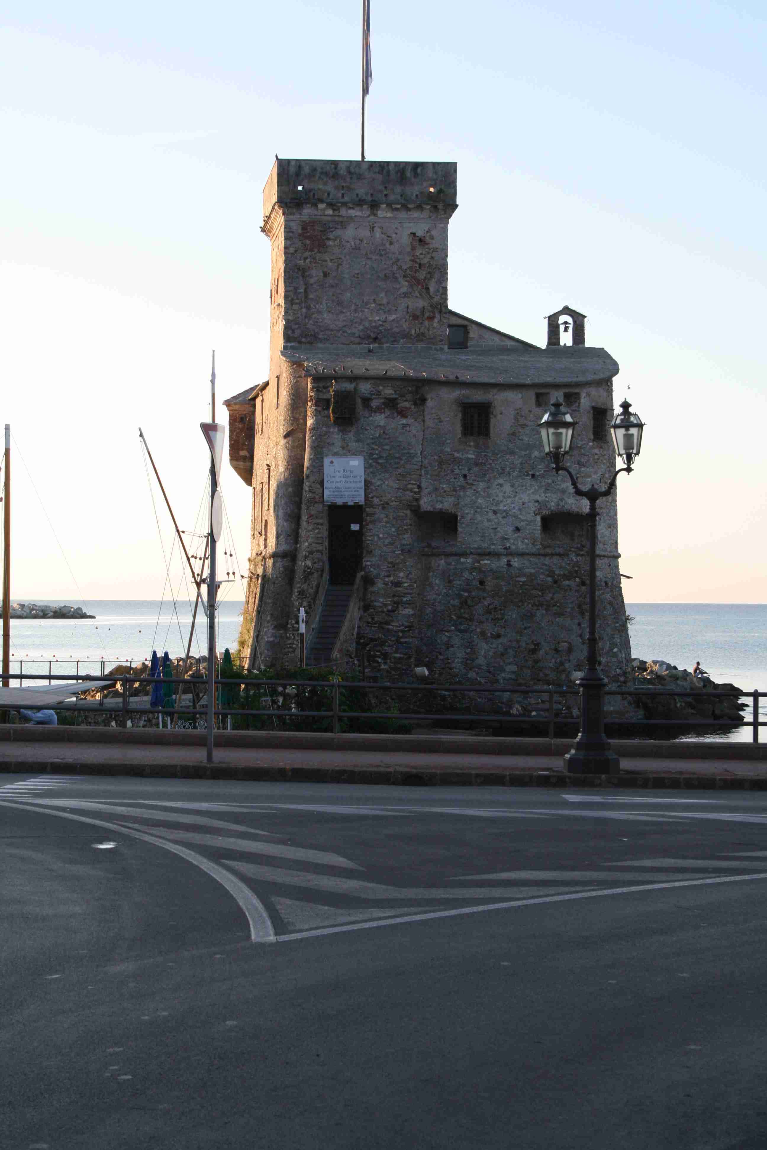 Il castello aveva ospitato una sua mostra