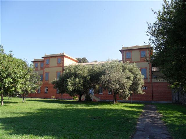 Lavagna, lavori interrotti al Parco Tigullio, ritrovata una peschiera storica Lavagna, lavori interrotti al Parco Tigullio, ritrovata una peschiera storica