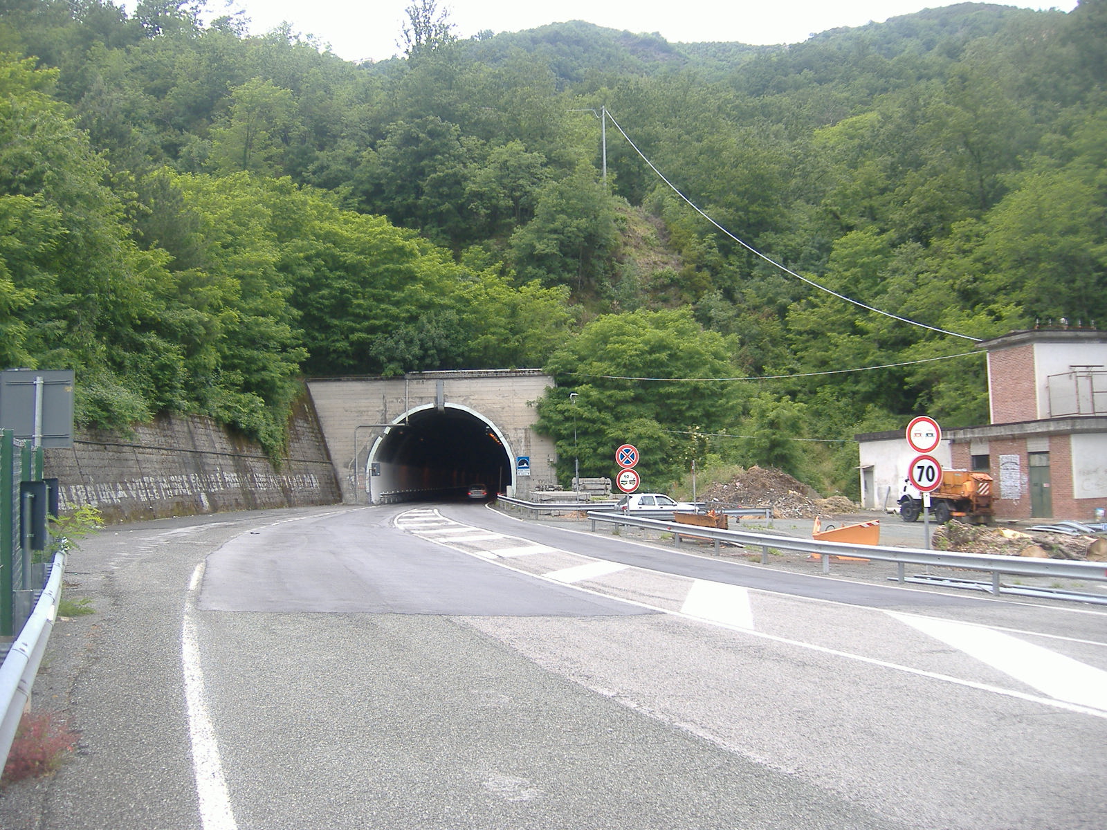 Maltempo, frane e disagi nell’entroterra Maltempo, frane e disagi nell’entroterra