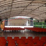 Il teatro nella tensostruttura di Villa Rocca