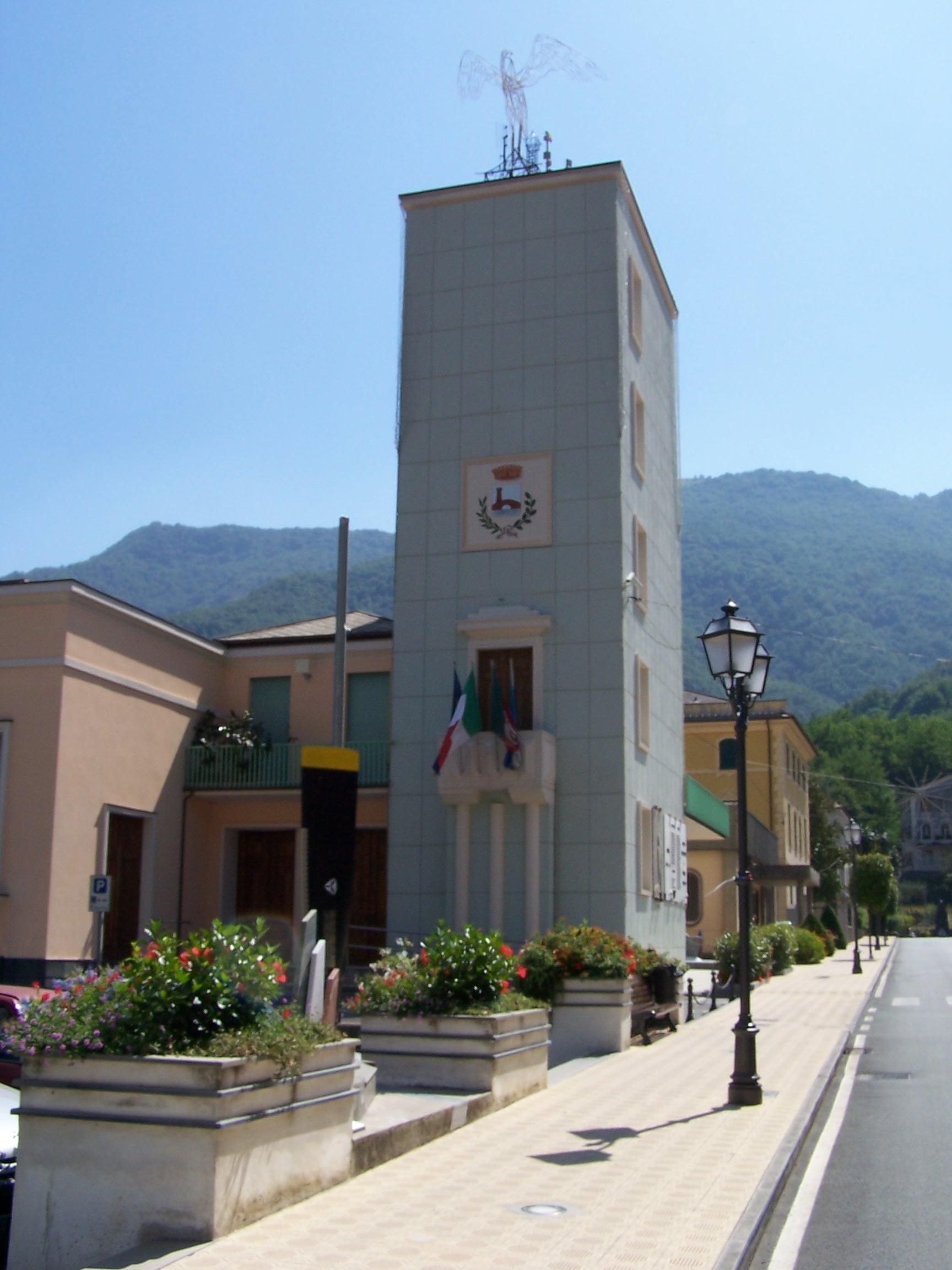 Il palazzo comunale di Cicagna