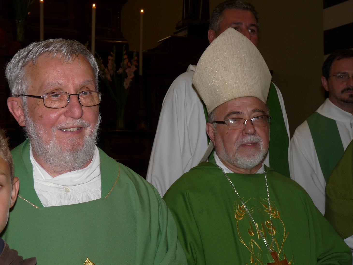 Grande festa ai Frati Cappuccini per Padre Lorenzo e Padre Lino Grande festa ai Frati Cappuccini per Padre Lorenzo e Padre Lino