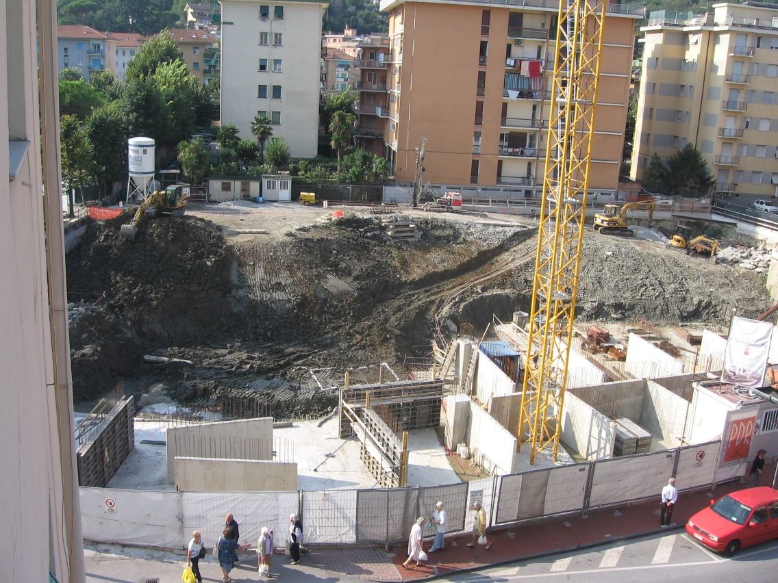 Divieto di balneazione, Di Carlo punta il dito sul cantiere della nuova chiesa Divieto di balneazione, Di Carlo punta il dito sul cantiere della nuova chiesa