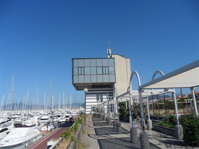 Porto di Lavagna: collassati i piloni di sostegno di alcuni pontili?
