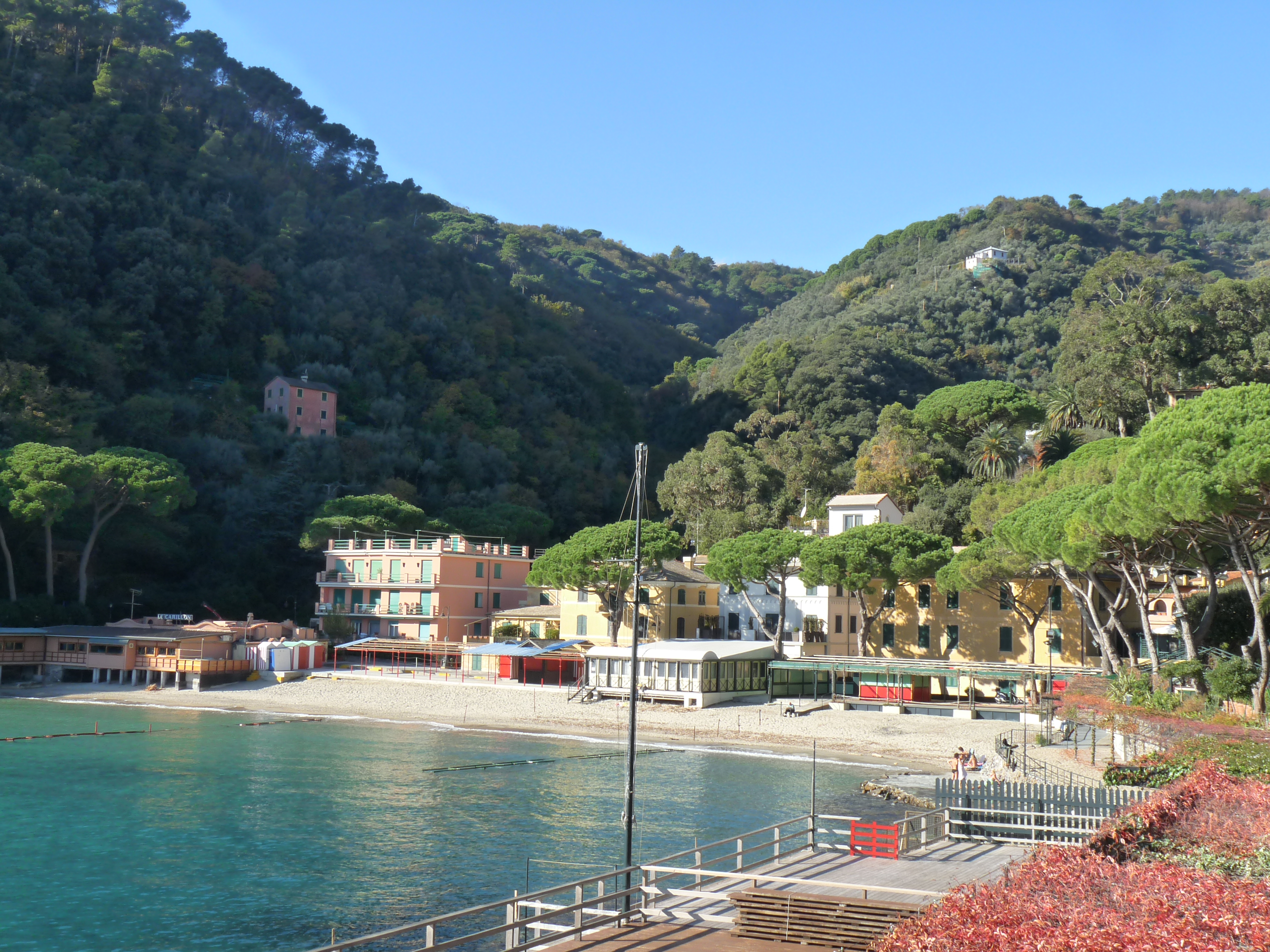 Paraggi, cade dalla terrazza: è grave Paraggi, cade dalla terrazza: è grave