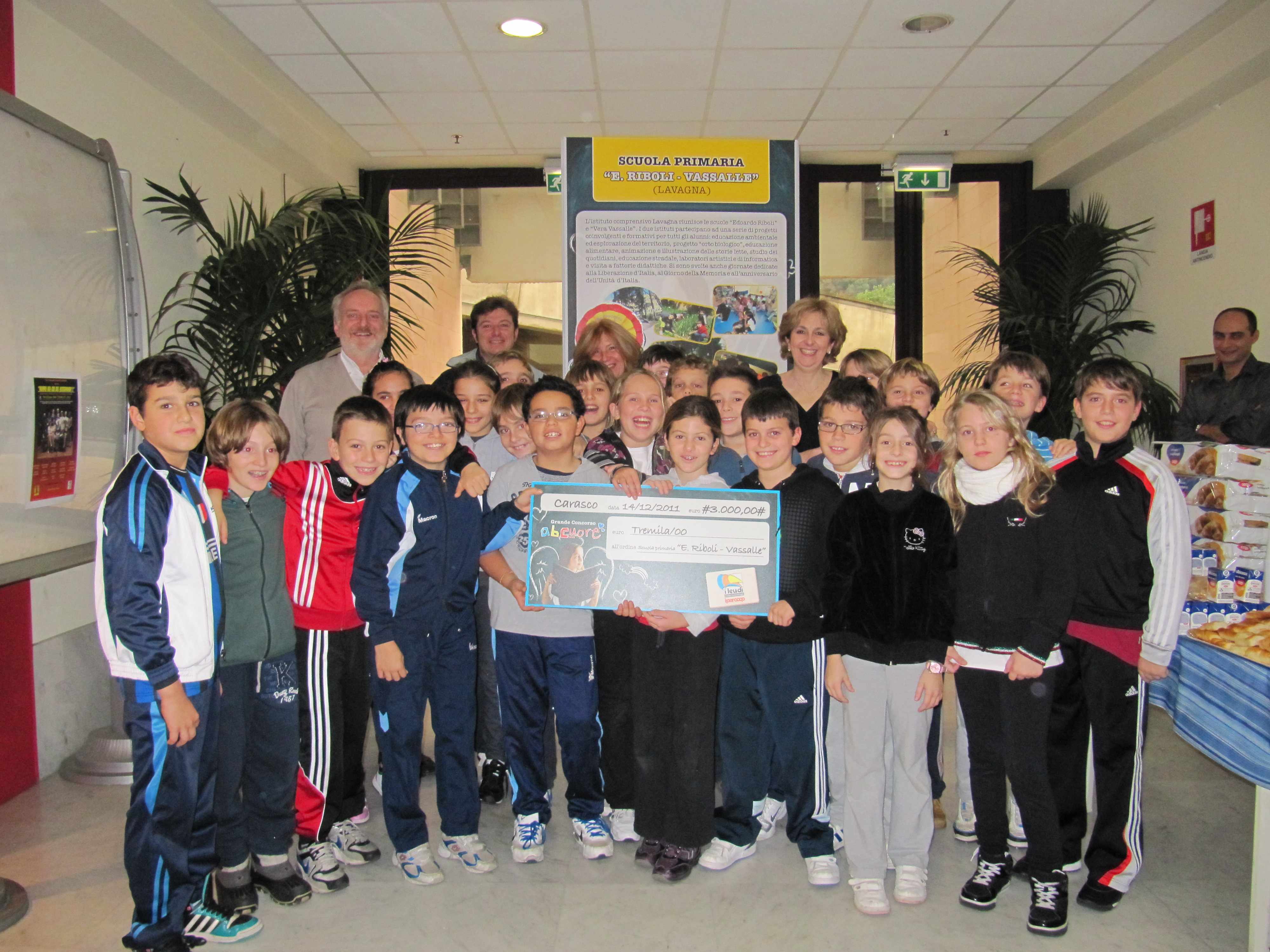 Riboli-Vassalle e De Andrè: Ipercoop premia due scuole del territorio Riboli-Vassalle e De Andrè: Ipercoop premia due scuole del territorio