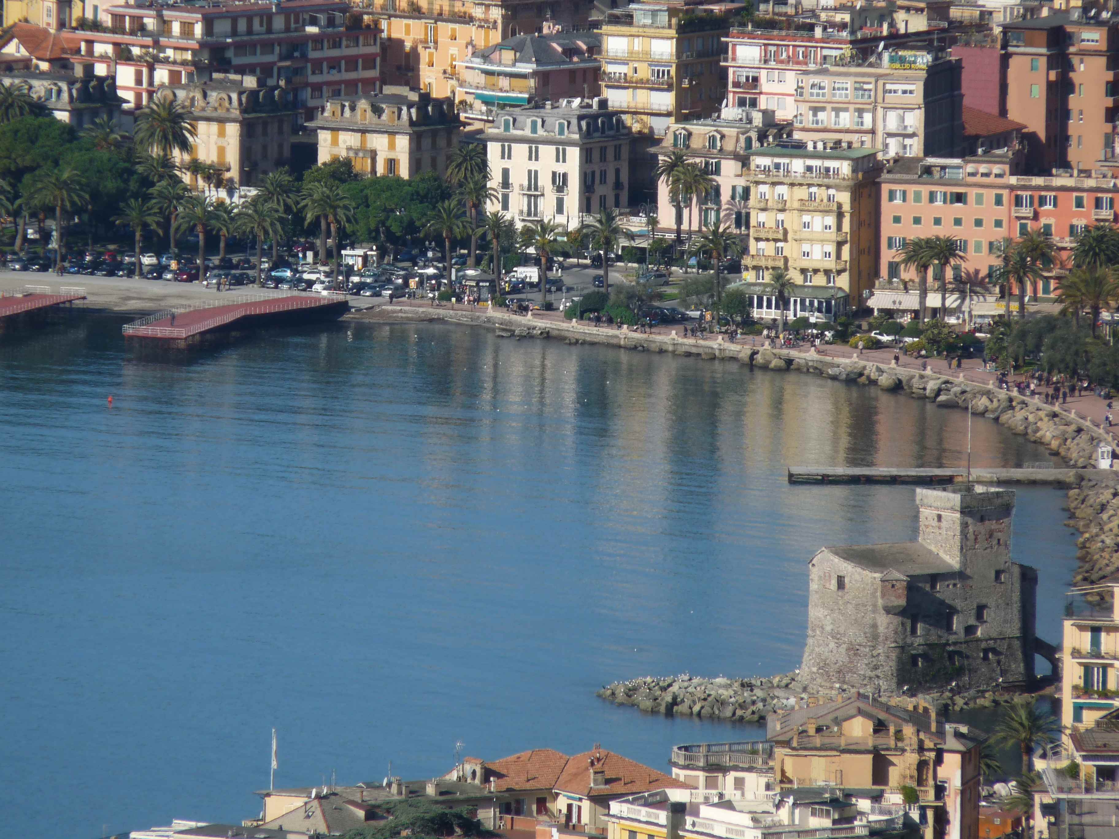 Vigilessa investita da un’automobile a Rapallo