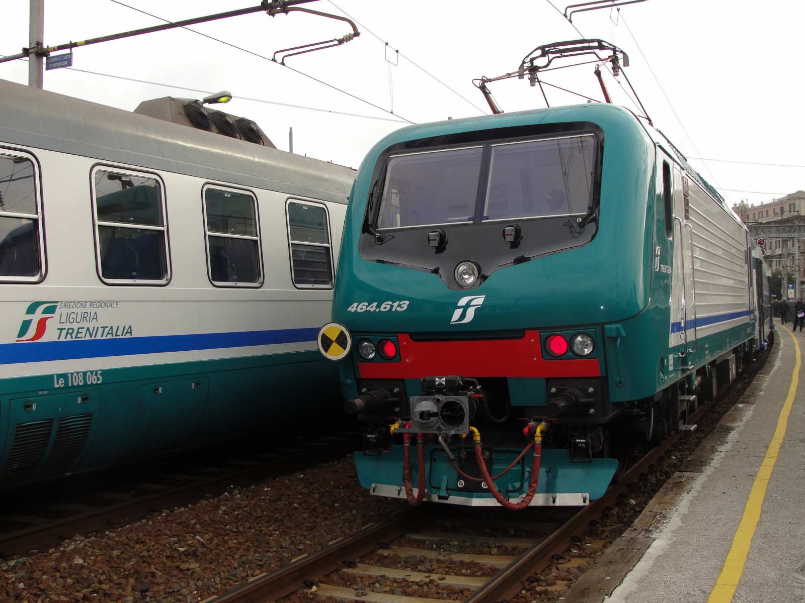 Si guasta un locomotore a Camogli, mattinata difficile per i pendolari