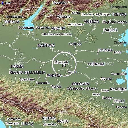 Terremoto, paura nella notte