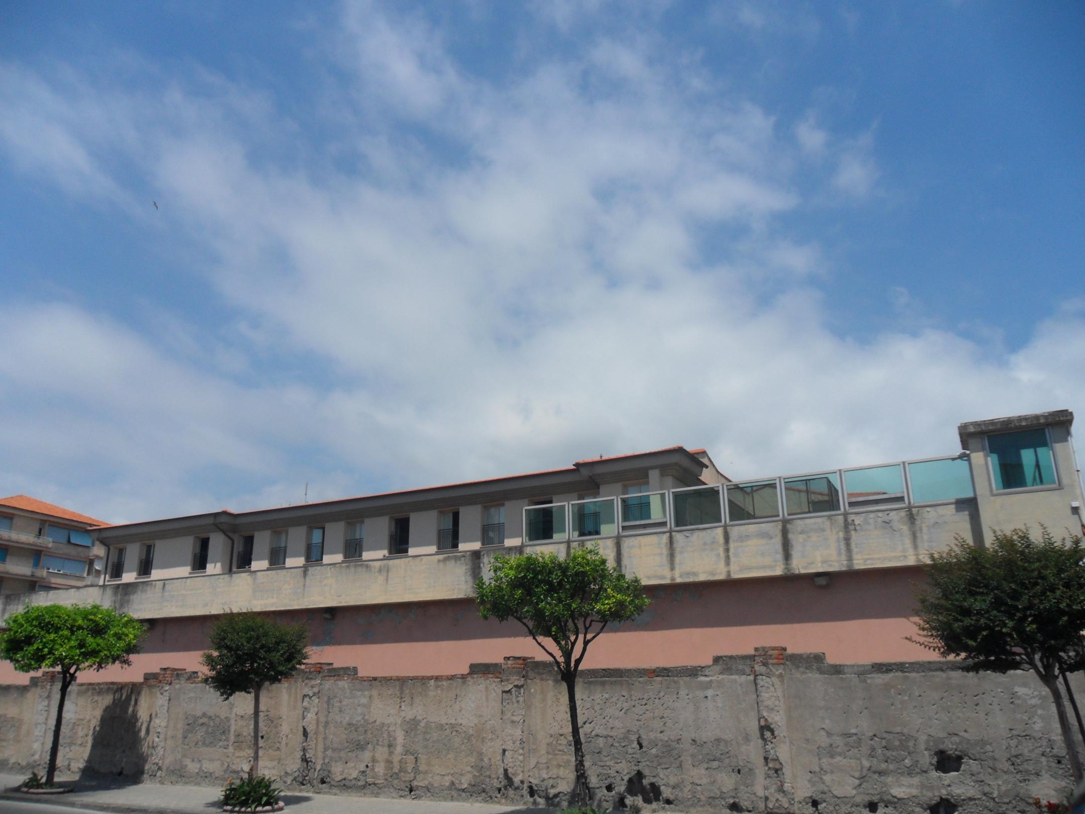 Gli studenti del carcere di Chiavari che seguono i corsi del Caboto domani incontreranno Roberto Frugone Gli studenti del carcere di Chiavari che seguono i corsi del Caboto domani incontreranno Roberto Frugone