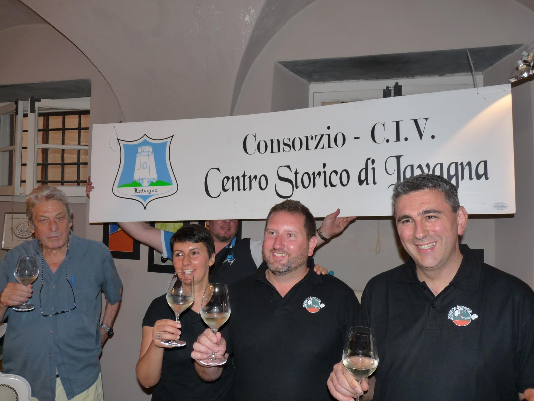 “Musica e Gusto”: torna venerdì 13 luglio l’appuntamento a Lavagna “Musica e Gusto”: torna venerdì 13 luglio l’appuntamento a Lavagna