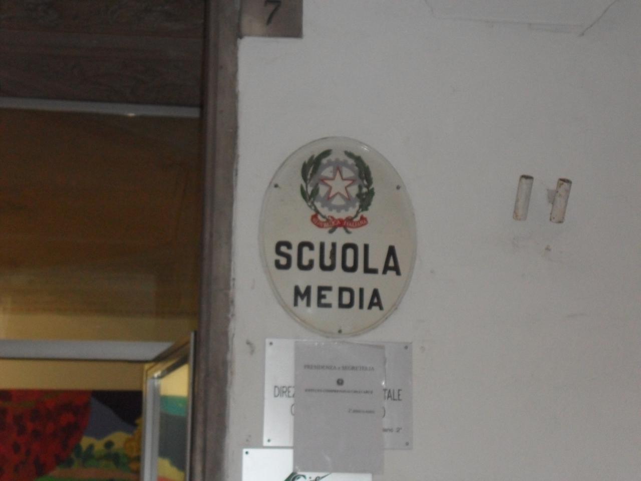 “Divisi indivisibili” spettacolo dei ragazzi della scuola media “Della Torre”