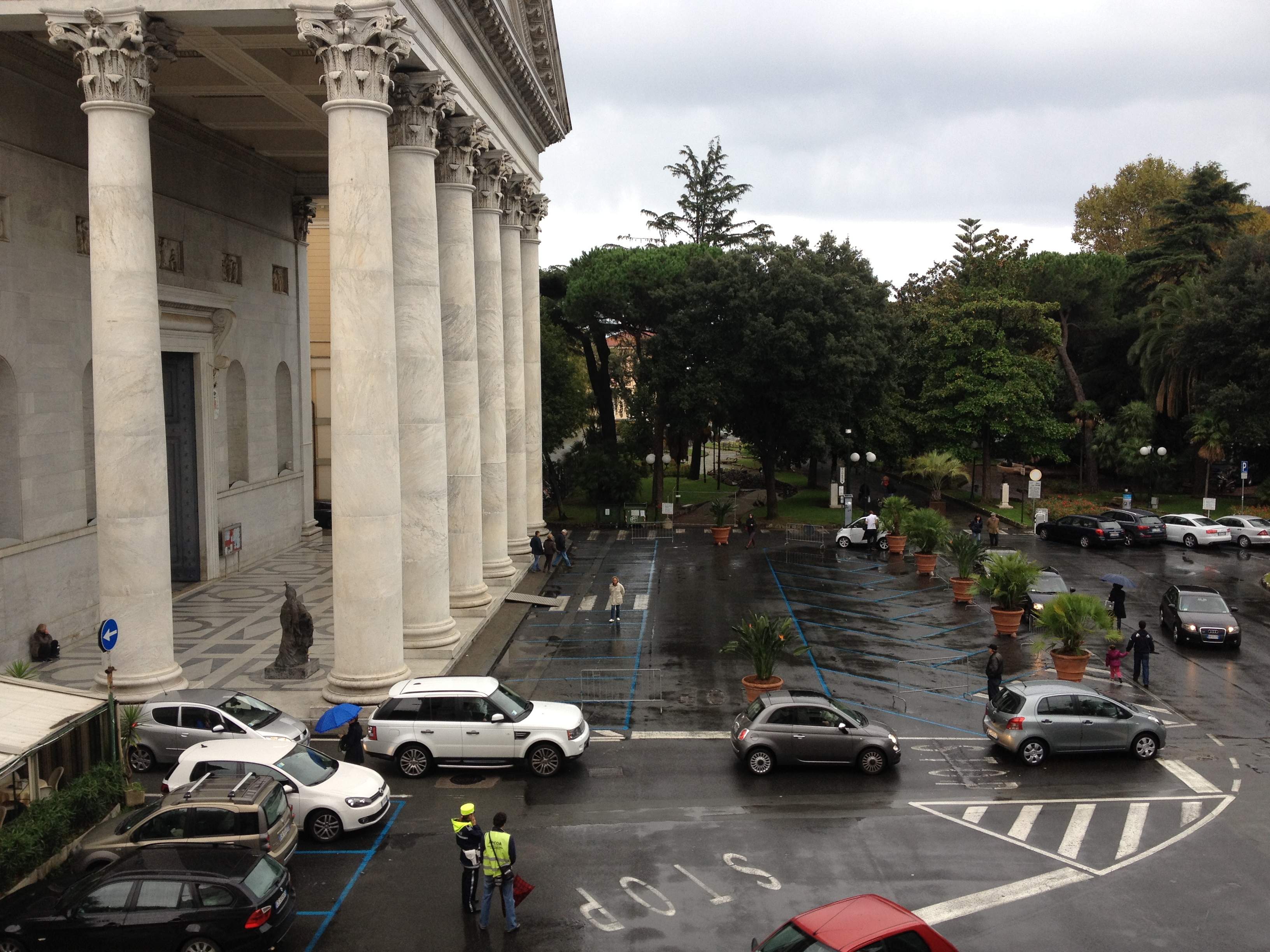 Eliminati i 30 parcheggi davanti al sagrato di Nostra Signora dell’Orto Eliminati i 30 parcheggi davanti al sagrato di Nostra Signora dell’Orto