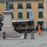 Artisti in strada in Piazza Mazzini a Chiavari