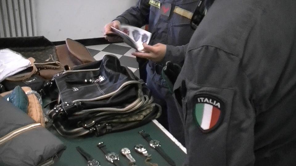 Una parte della merce sequestrata