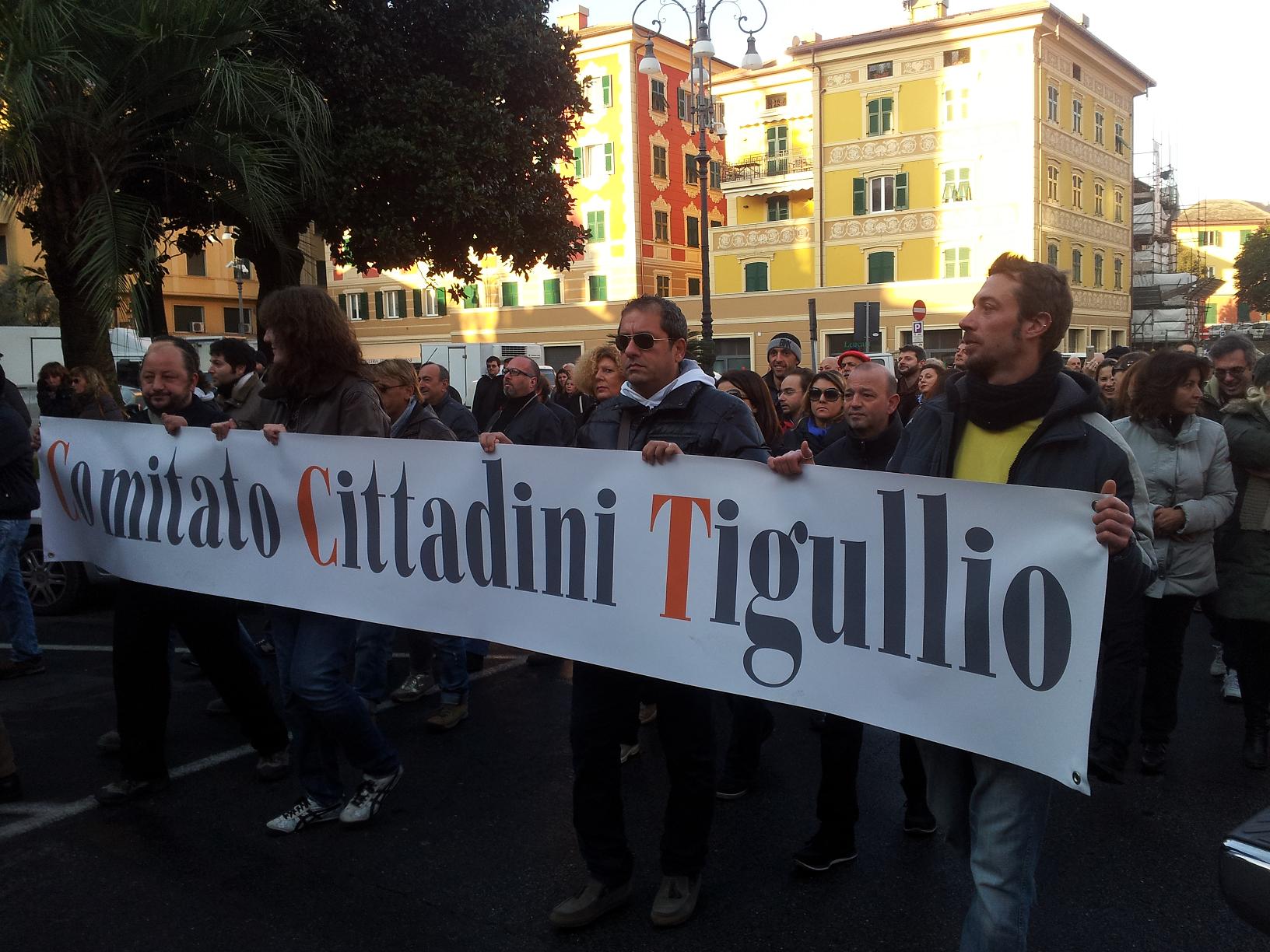 Il corteo di questa mattina in piazza delle Nazioni