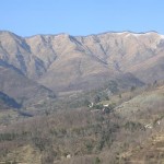 Il Monte Zatta, maestoso nell'entroterra