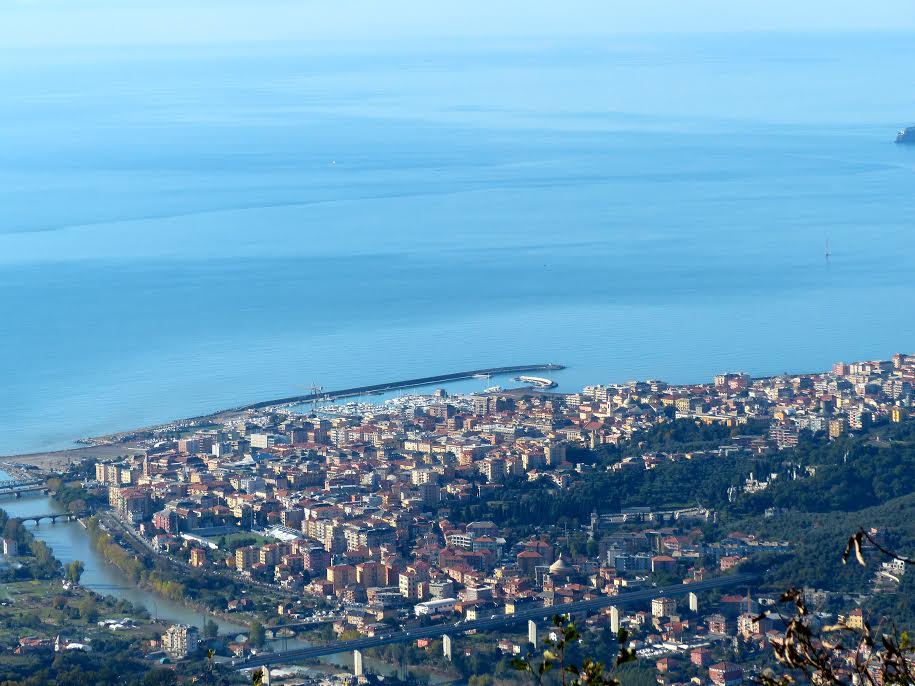 Quasi 200 i nuotatori che hanno iniziato la gara