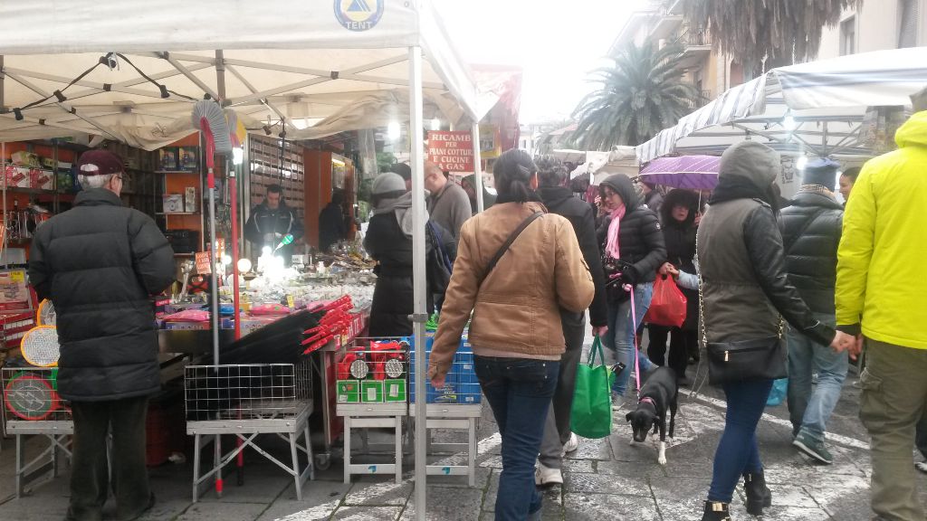 Chiavari si tuffa nel clima della fiera