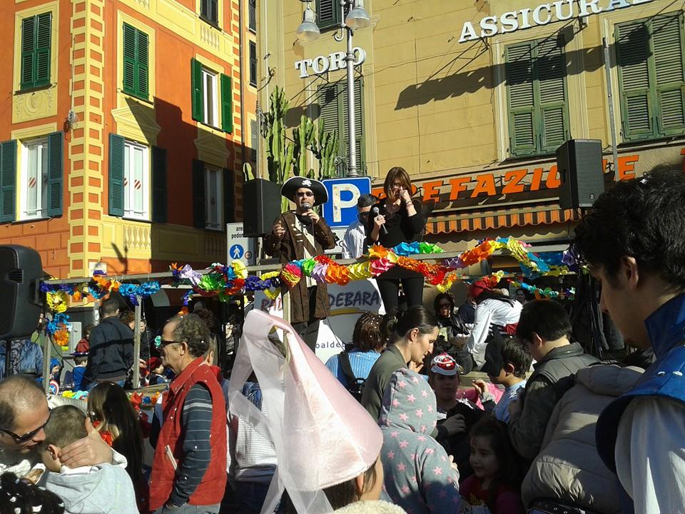 Carnevale a Chiavari, martedì grasso prima caccia al tesoro in maschera Carnevale a Chiavari, martedì grasso prima caccia al tesoro in maschera