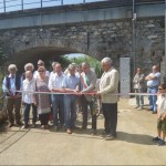 Il taglio del nastro a opera del sindaco Levaggi