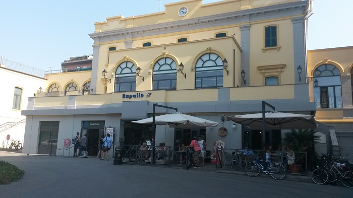 Il fatto è avvenuto vicino alla stazione di Rapallo