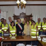 I volontari con il sindaco, Daniele Mareschi