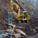Frana di massi sulla Sp 75 del Penna