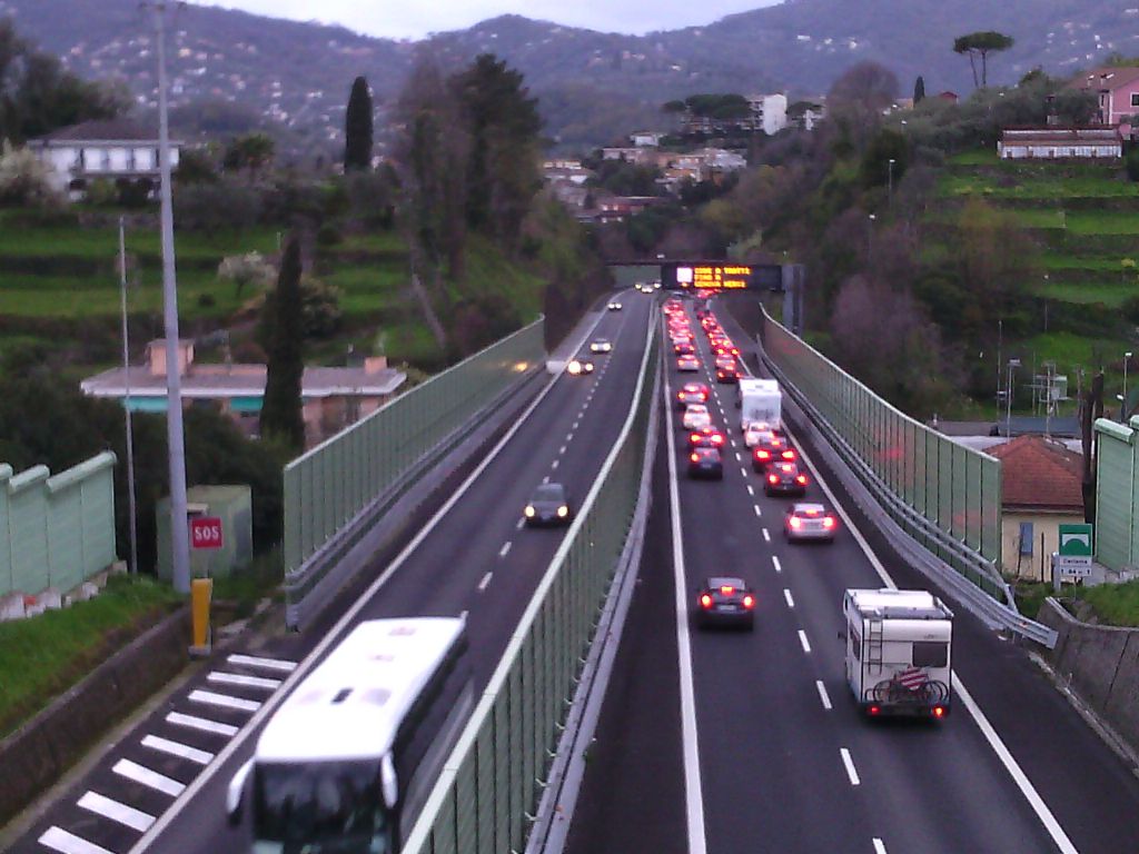 A12, coda per un incidente in galleria tra Bogliasco e Pieve Ligure