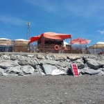 E' ancora difficile scendere in spiaggia