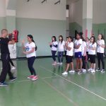 Il gruppo delle studentesse a lezione