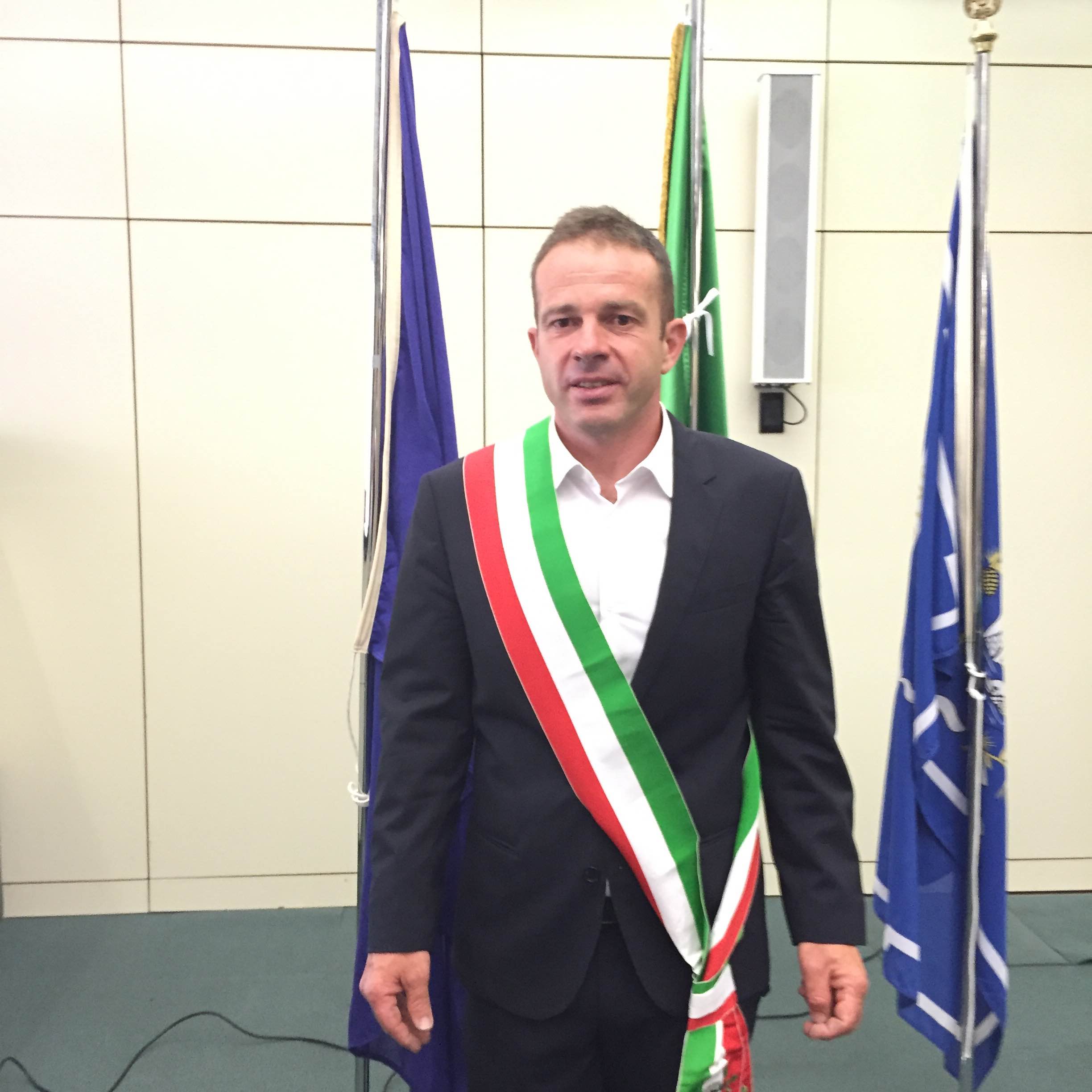 Matteo Viacava con la fascia tricolore