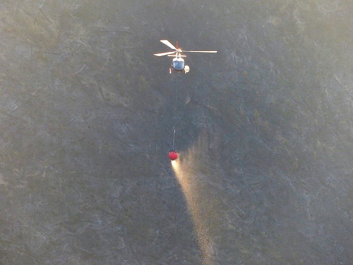 Elicottero al recente incendio di Casarza