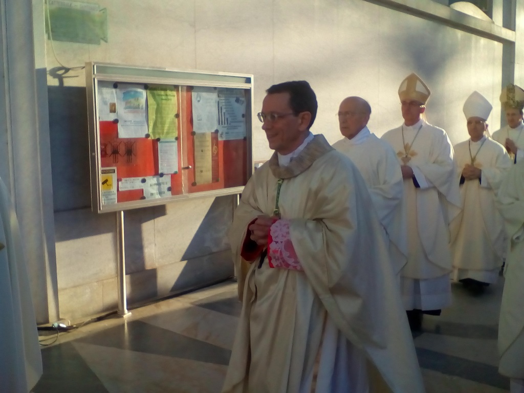 L’ingresso di don Gero come vescovo di Savona