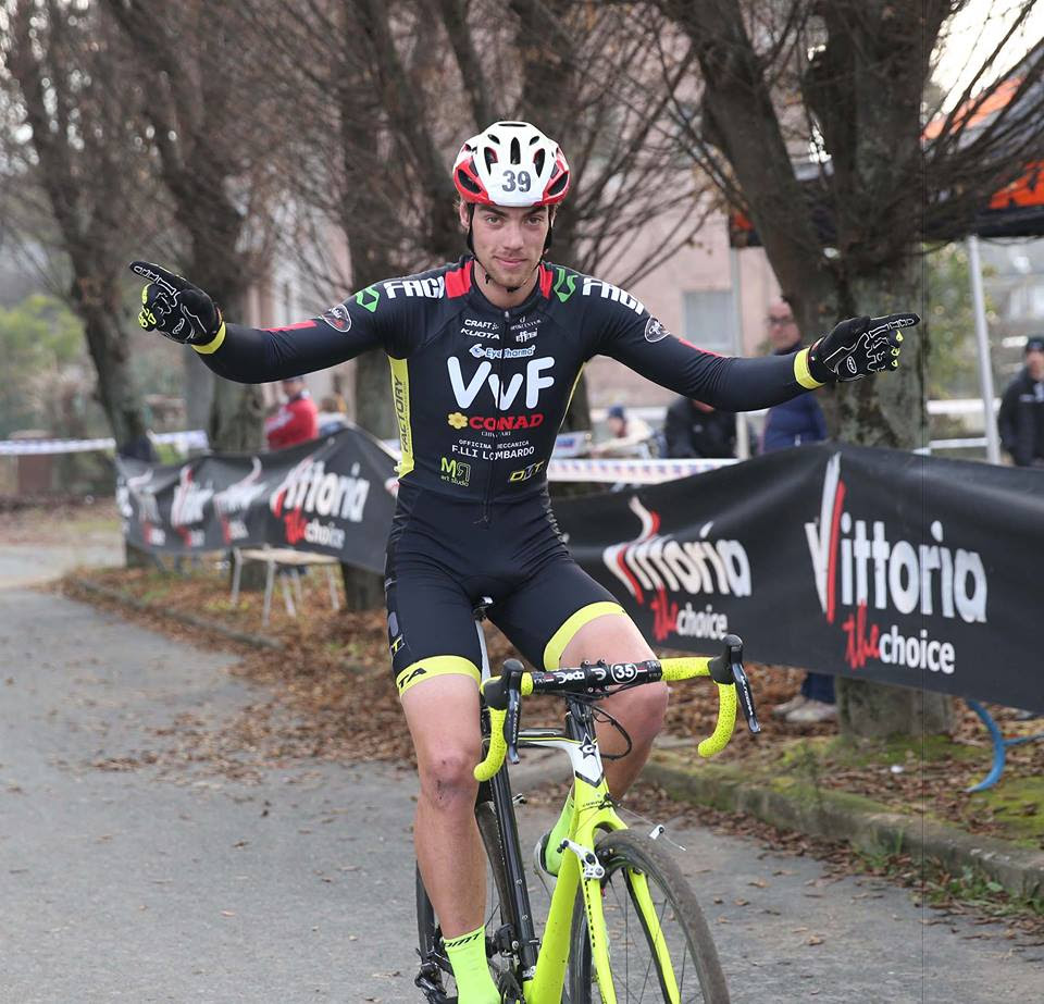 Manuel Todaro in gara in Canada sulle biciclette grandi