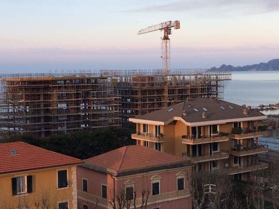“A Preli troppi volumi e pochi parcheggi”