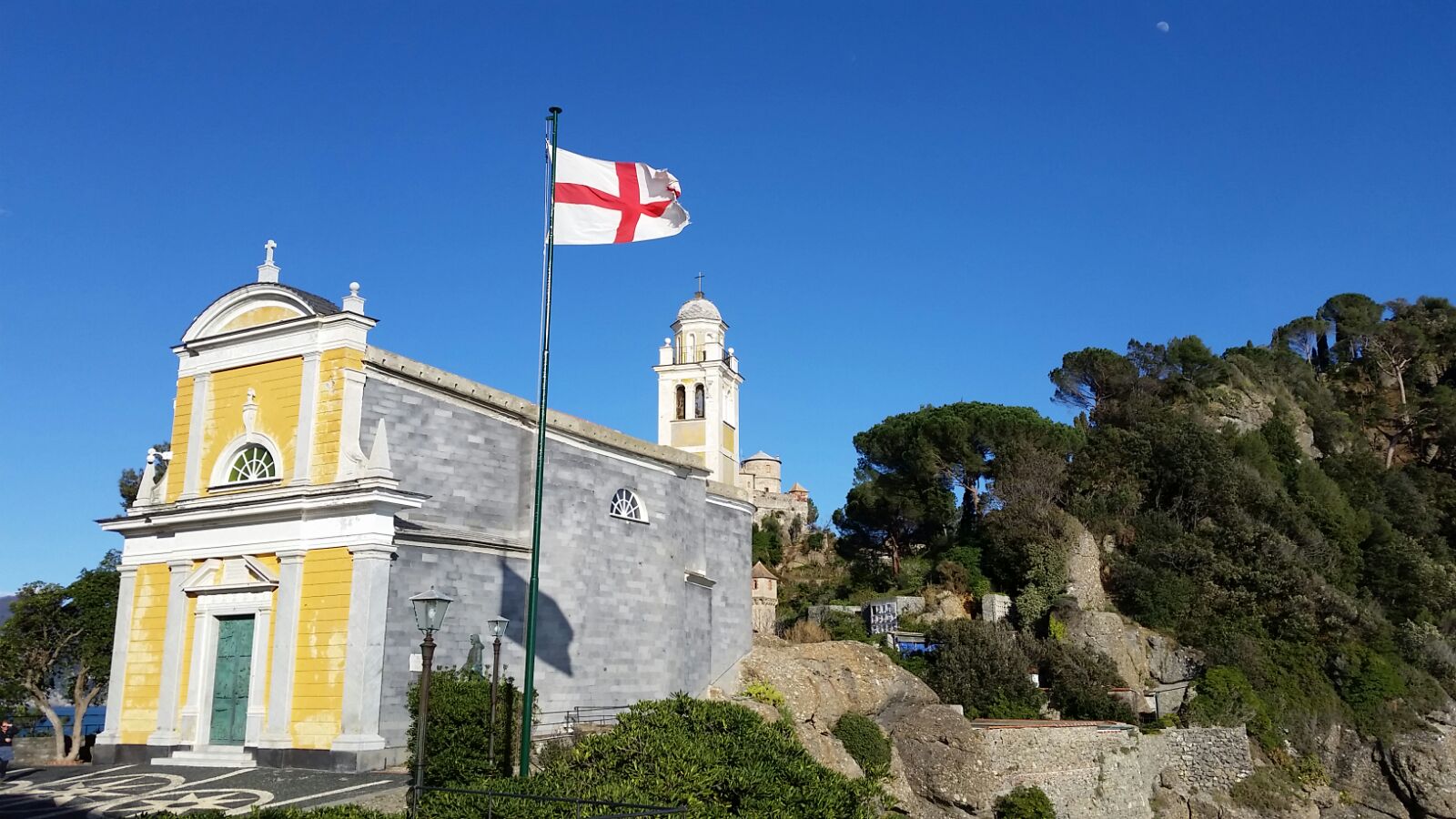 Cattivo tempo, rinviata a Portofino la traslazione della cassa di San Giorgio