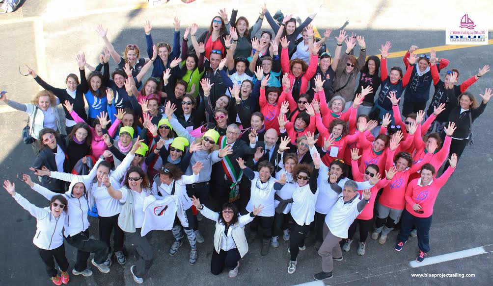Chiavari si anima con le regate per sole donne Chiavari si anima con le regate per sole donne