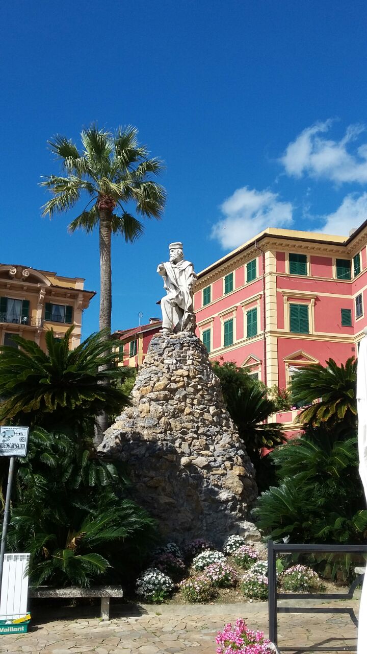 Santa Margherita, tornato al suo splendore il monumento di Garibaldi