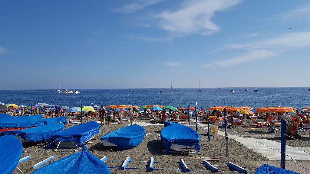 Boom di turisti nel primo giorno del ponte del 2 giugno Boom di turisti nel primo giorno del ponte del 2 giugno